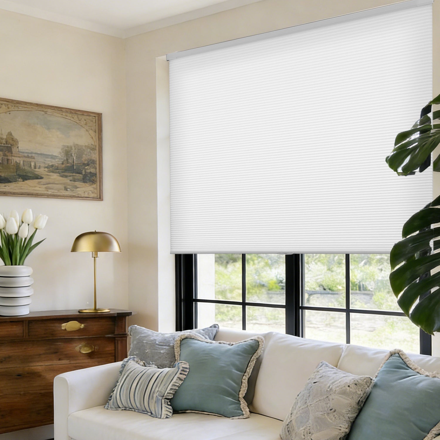 Single-Layer Honeycomb Shades Blackout & Light Filtering